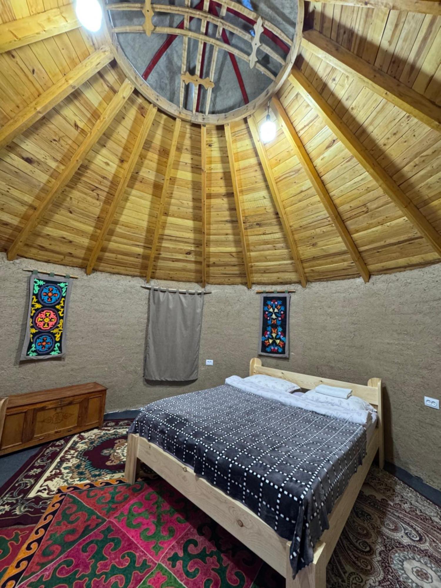 Bosogo Yurt Camp Hotel Bokonbayevo Exterior photo